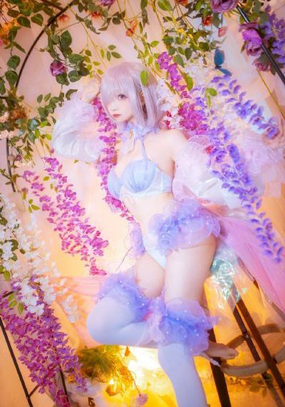 丰满少妇被猛烈进入gif中出_BD国语在线播放观看