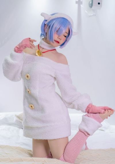 脱一件衣服奶罩也不剩的视频_90分钟完整视频视频大全
