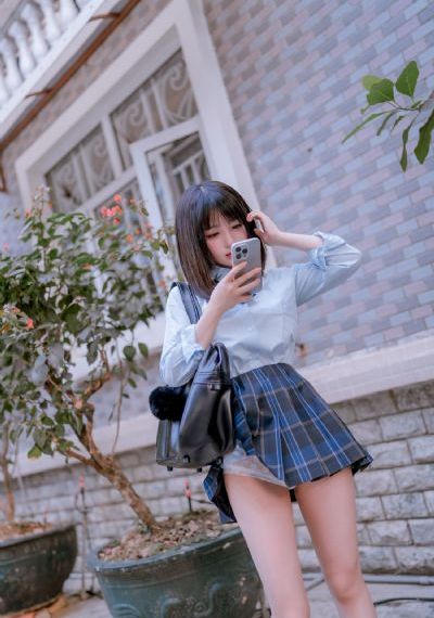娇妻被隔壁老汉肉h_DVD在线播放观看