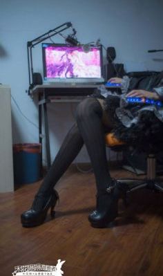 公交车被c白月事件始末_剧情片高清迅雷在线观看