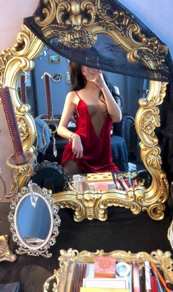 女同桌手在我的裤子里_日韩电影在线