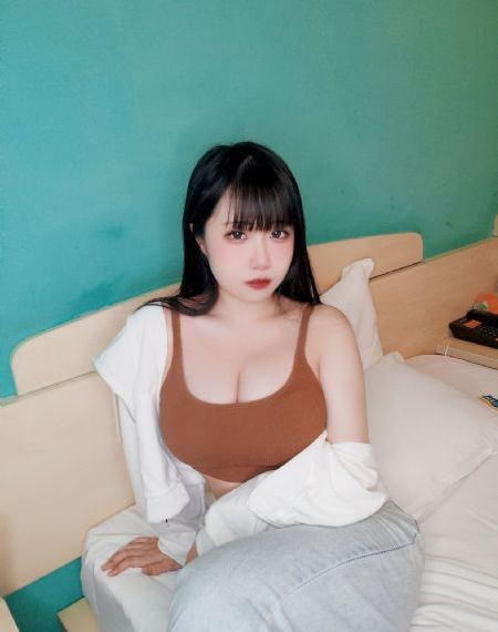 杨幂被迷奷过程视频在线播放知乎_BD高清免费观看