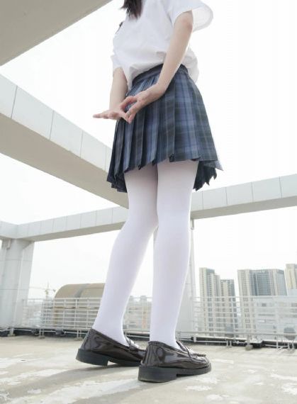 亚洲AV一二三区黑人中文版_超清电视剧在线观看