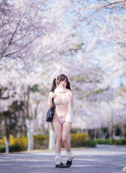 综艺把英语课代表做哭了视频全集_1080P神马影院在线