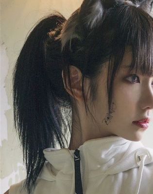丰满少妇AAAAA缓片_超清神马在线观看